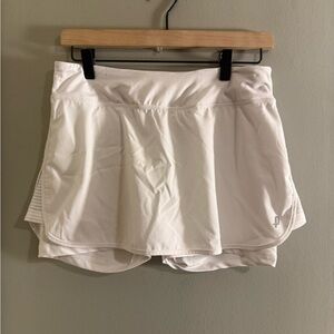 Penn White Skort with Flared Skirt and Elastic Waistband
